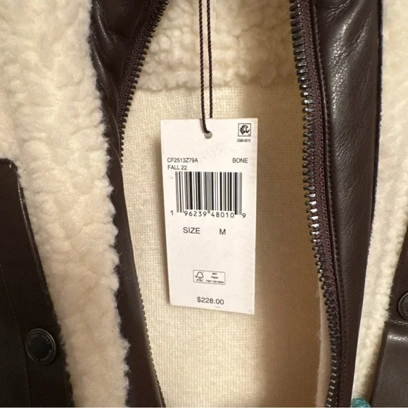 Michael Kors Men’s Sherpa Vest NWT - Picture 6 of 6